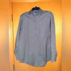 Mens size 15-1/2 x 33 Croft & Barrow dress shirt